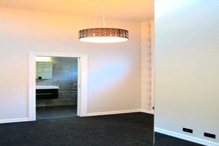 Photo of property in 24 Constable Street, Newtown, Wellington, 6021