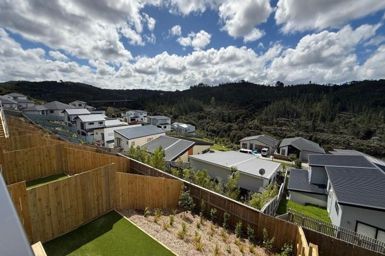 Photo of property in 5/3 Kawau Close, Orewa, 0931