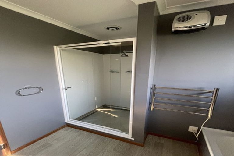 Photo of property in 685 Queens Drive, Waikiwi, Invercargill, 9810