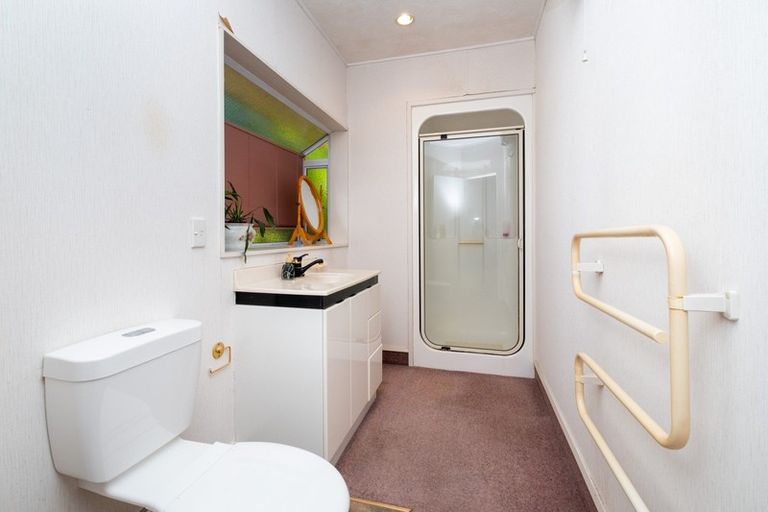 Photo of property in 31 Busby Hill, Havelock North, 4130