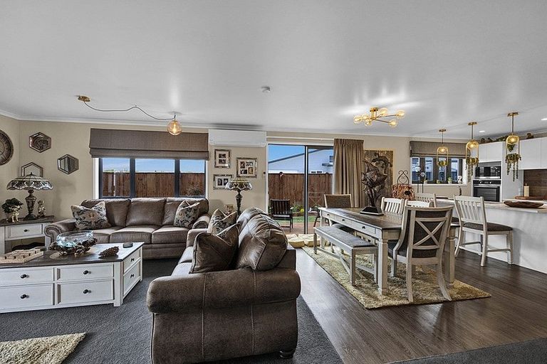 Photo of property in 50 County Drive, Hawera, 4610