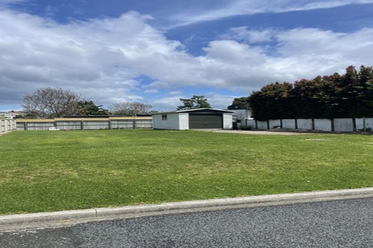 Photo of property in 22 Crescent Road, Otumoetai, Tauranga, 3110