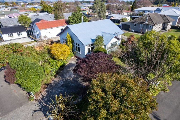 Photo of property in 6 Waterloo Street, Dannevirke, 4930