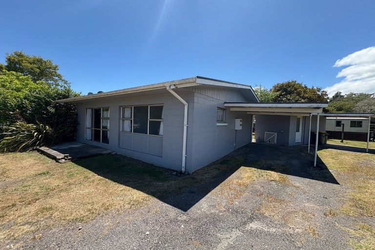 Photo of property in 13 Robinson Avenue, Holdens Bay, Rotorua, 3010