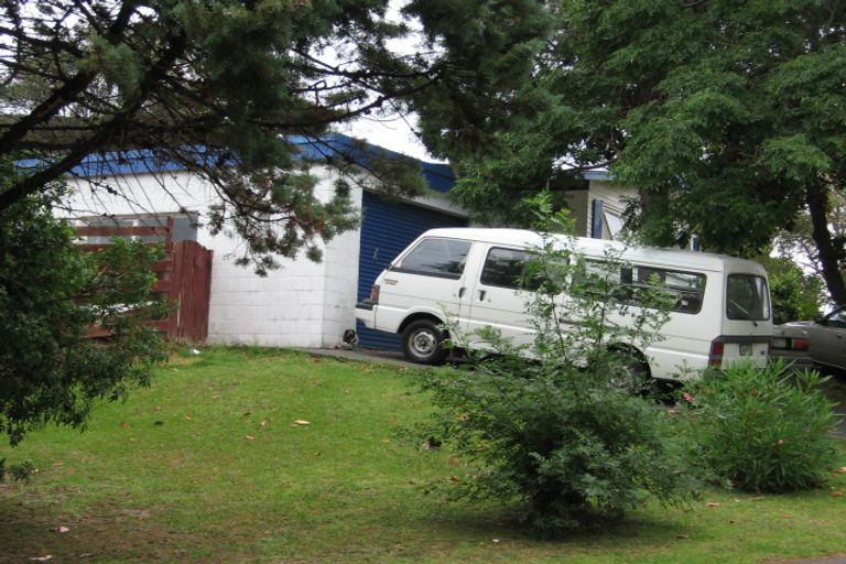 Photo of property in 1/29 Beaudine Avenue, Glenfield, Auckland, 0629