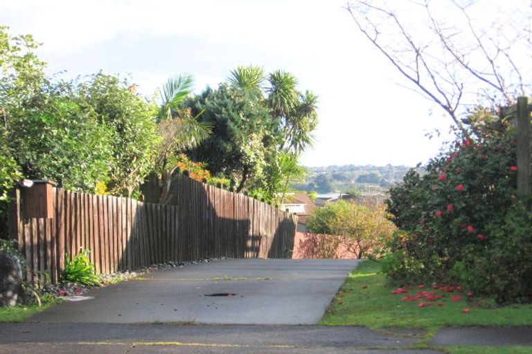 Photo of property in 10 Paykel Avenue, Farm Cove, Auckland, 2012