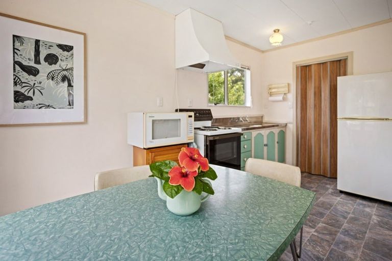 Photo of property in 10 Taupo Bay Road, Taupo Bay, Mangonui, 0494