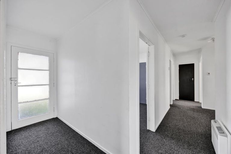 Photo of property in 10 Ramanui Avenue, Hawera, 4610