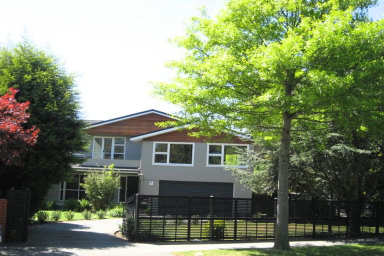 Photo of property in 298 Memorial Avenue, Burnside, Christchurch, 8053