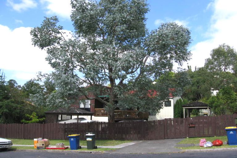Photo of property in 80 John Downs Drive, Browns Bay, Auckland, 0630