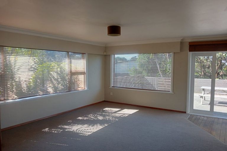 Photo of property in 1 Gray Street, Pukerua Bay, 5026