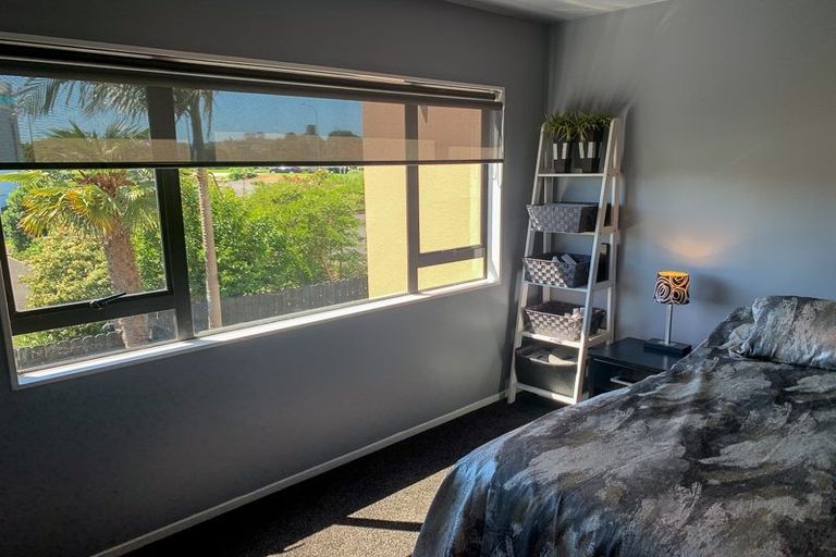 Photo of property in 10 Puma Drive, Golflands, Auckland, 2013