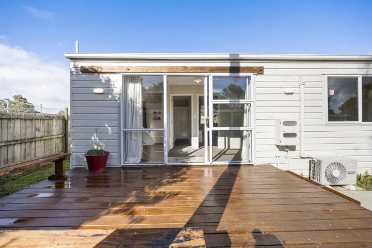 Photo of property in 11 Second Avenue, Glenbrook, Waiuku, 2681