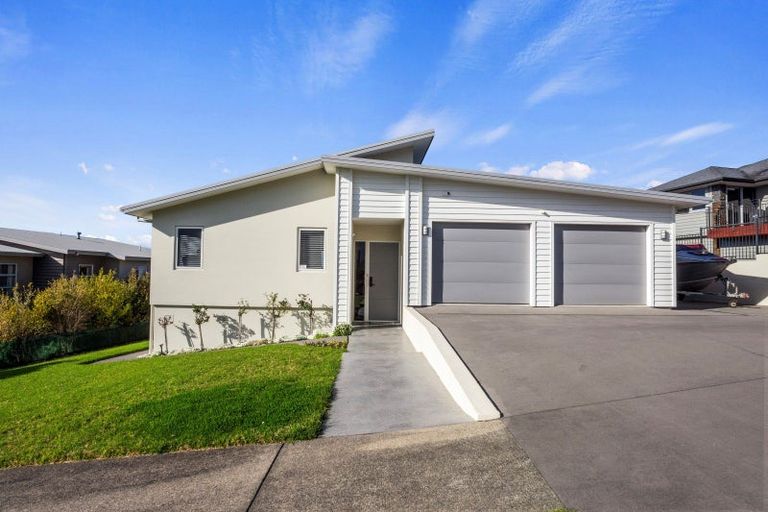 Photo of property in 13 Tohora View, Waihi Beach, 3611