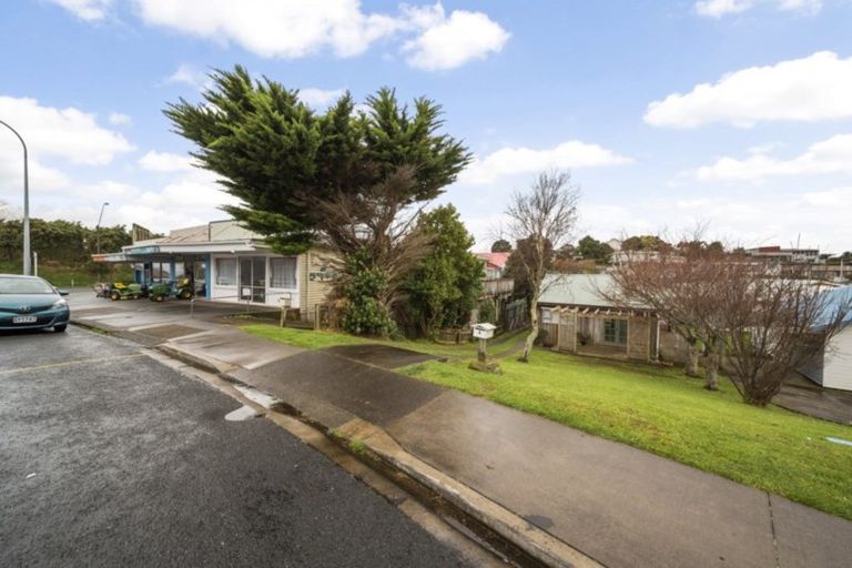 Photo of property in 5 Blagdon Road, Blagdon, New Plymouth, 4310