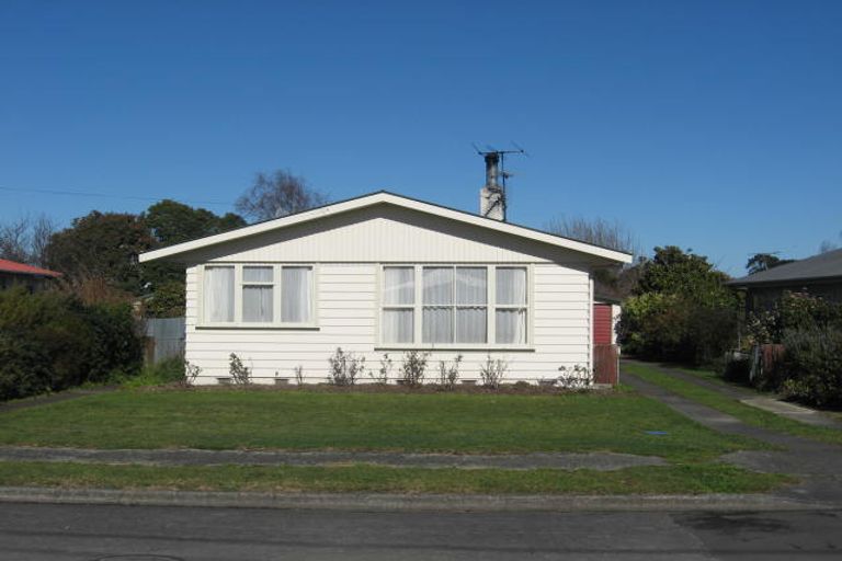 Photo of property in 20 Moreton Road, Carterton, 5713