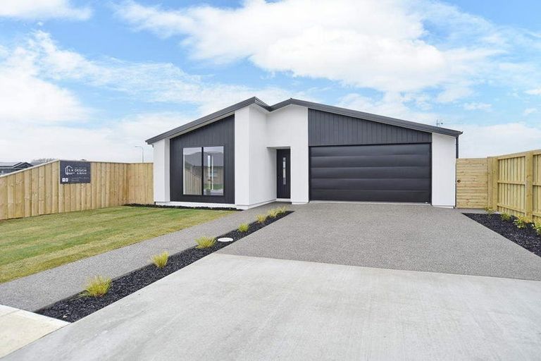Photo of property in 36 Cousins Street, Woodend, 7691