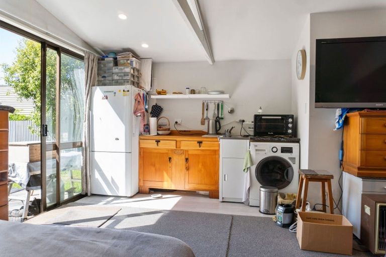 Photo of property in 10 Howe Street, Foxton, 4814