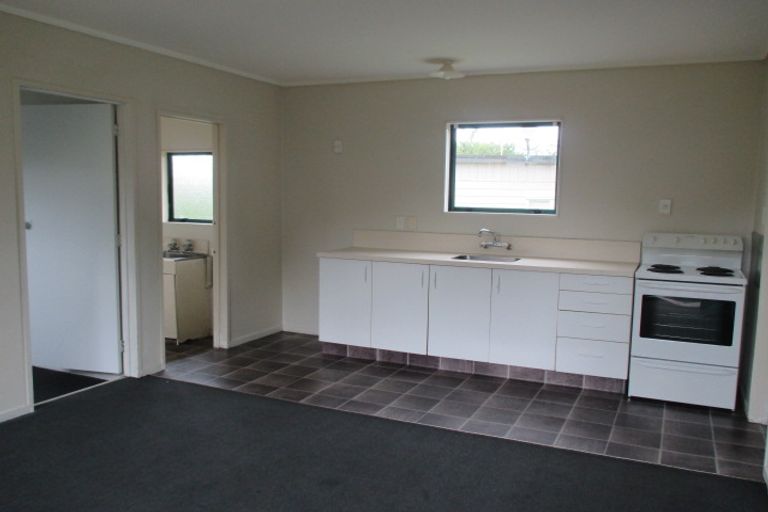 Photo of property in 1/30 Gordon Avenue, Milford, Auckland, 0620