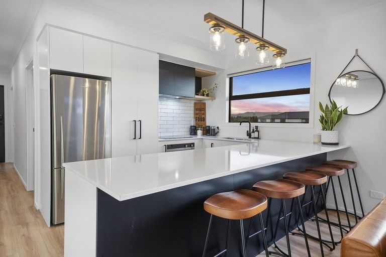 Photo of property in 8 Manaia Place, Papamoa, 3118