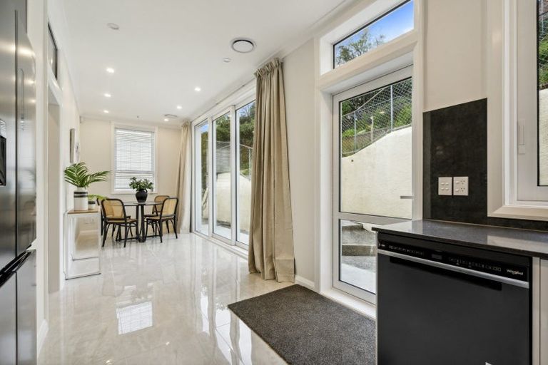 Photo of property in 5 Arawa Road, Hataitai, Wellington, 6021