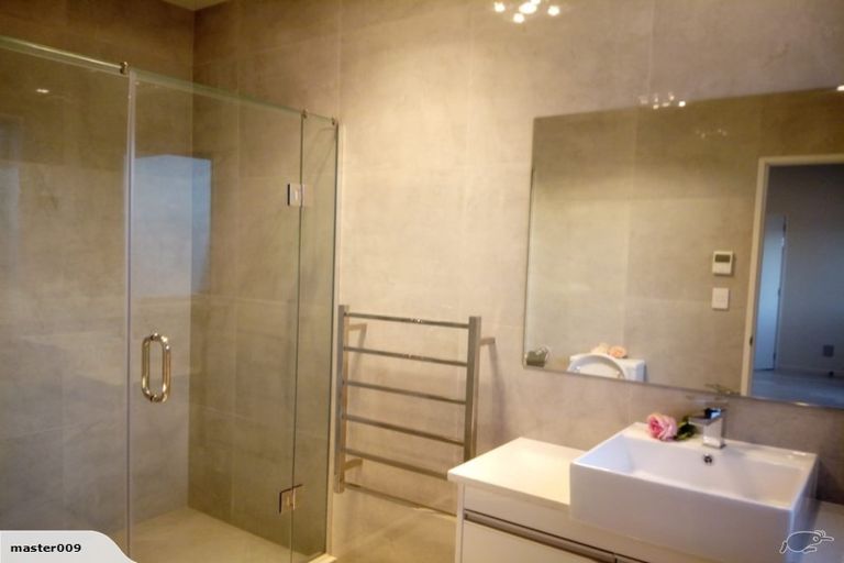 Photo of property in 17 Drumbuoy Drive, Flat Bush, Auckland, 2019