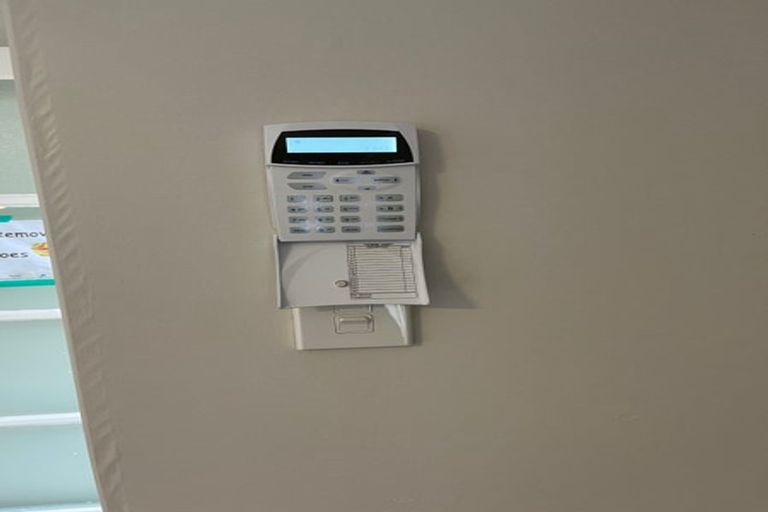 Photo of property in 2a Lansdown Place, Papakura, 2110