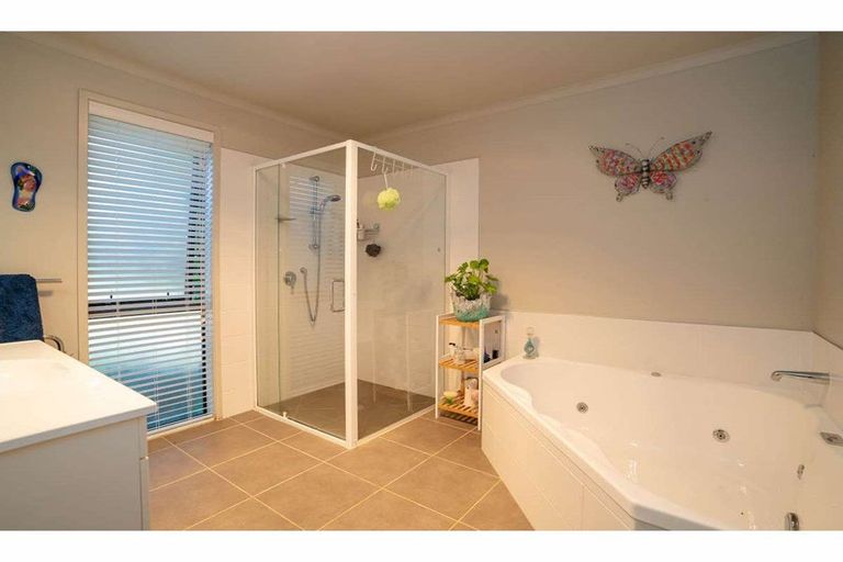 Photo of property in 222 Kapiro Road, Kerikeri, 0294