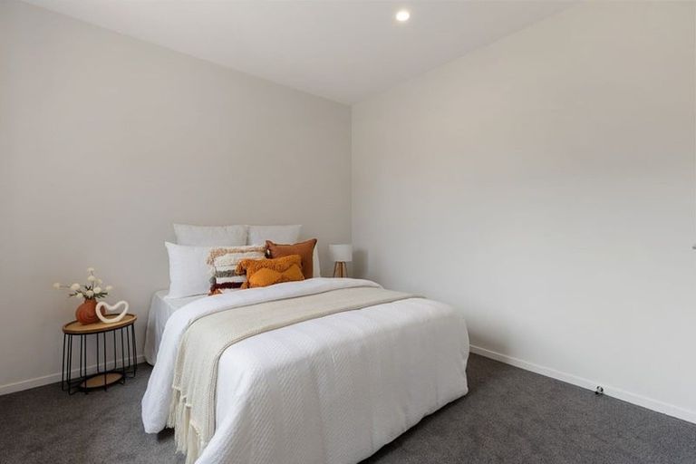 Photo of property in 2/41 Forsyth Street, Saint Andrews, Hamilton, 3200