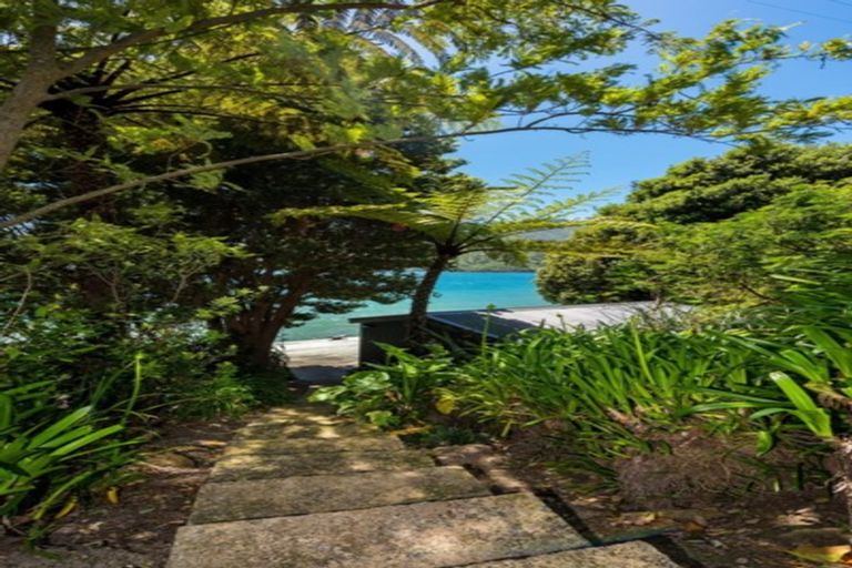 Photo of property in 363 Port Underwood Road, Whatamango Bay, Picton, 7281