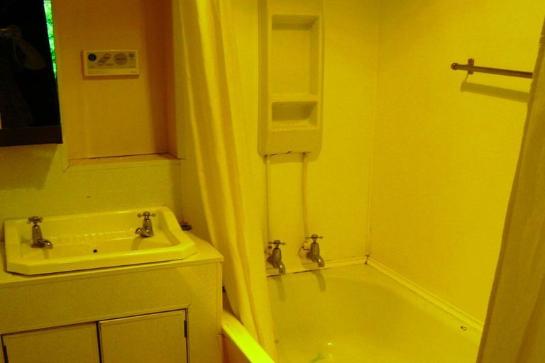 Photo of property in 2 Upper Kent Street, Frankton, Hamilton, 3204