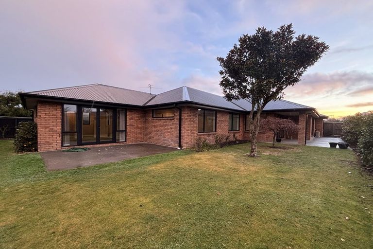 Photo of property in 77 Heathridge Place, Lincoln, 7608