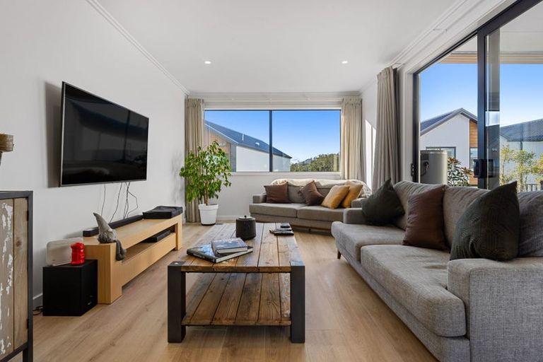 Photo of property in 4 Marine Parade, Hobsonville, Auckland, 0616