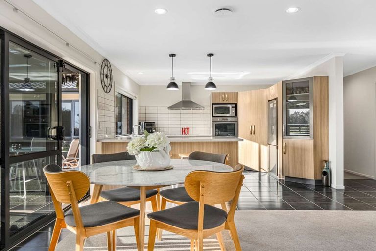 Photo of property in 5 Carroll Place, Owhata, Rotorua, 3010