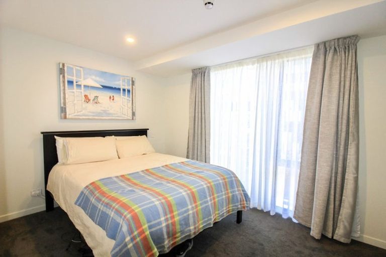 Photo of property in Pinnacle Apartments, E201/160 Victoria Street, Te Aro, Wellington, 6011