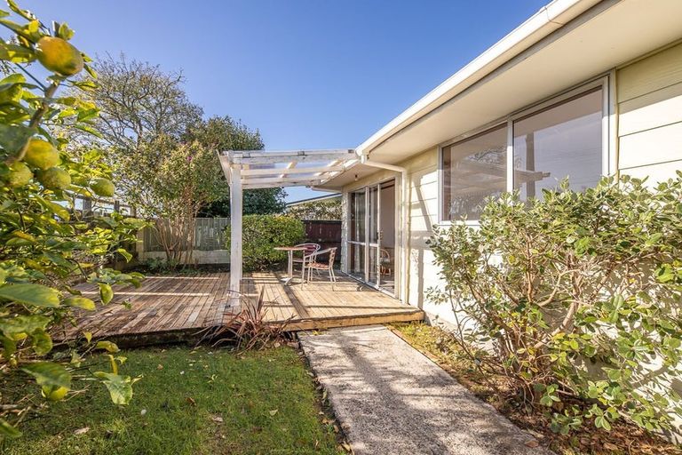 Photo of property in 143 Queen Street, Westport, 7825