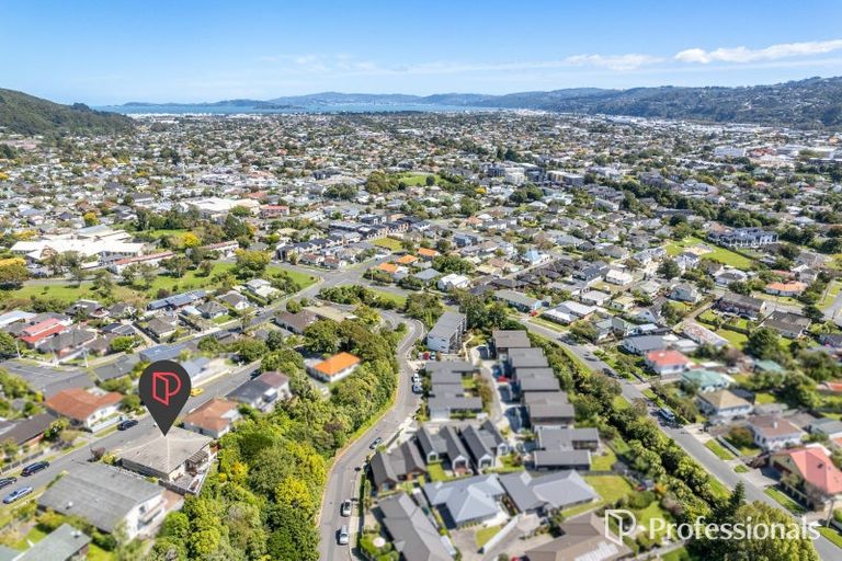 Photo of property in 7 Summit Road, Fairfield, Lower Hutt, 5011