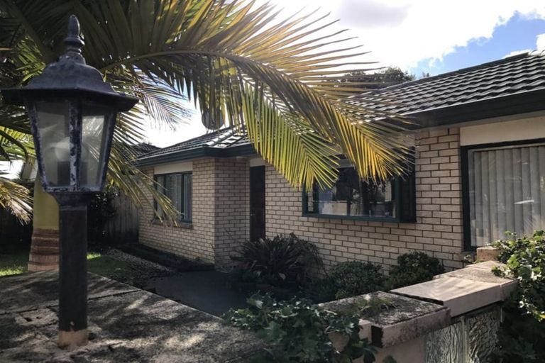 Photo of property in 5 Basra Drive, Henderson, Auckland, 0612