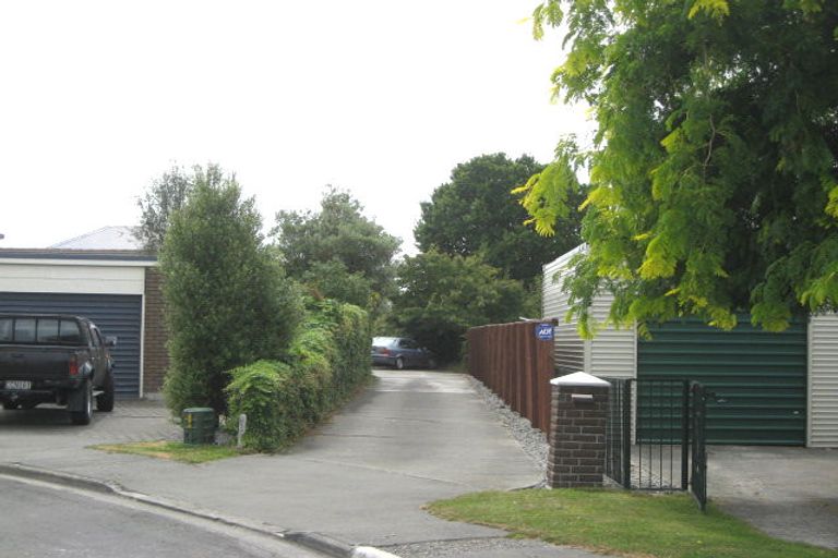 Photo of property in 6 Frome Place, St Albans, Christchurch, 8052