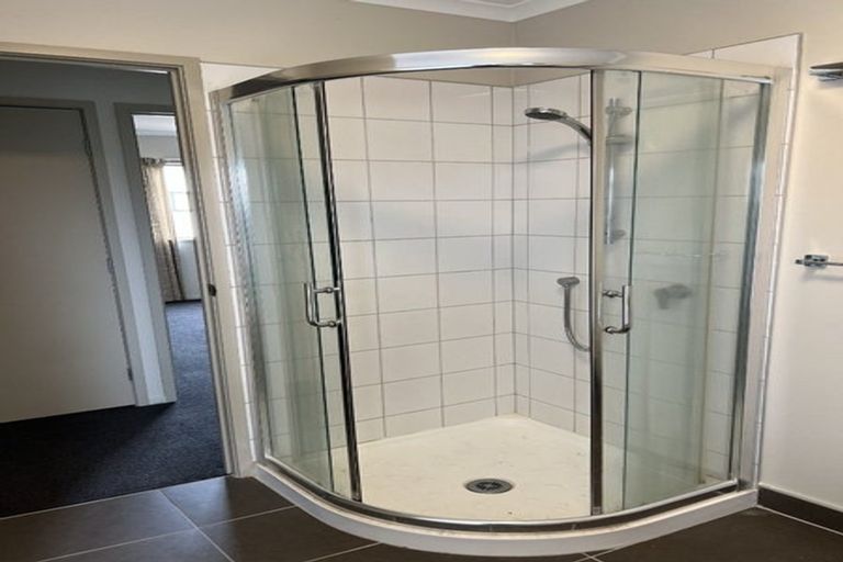 Photo of property in St Claire Village, 228/172 Mcleod Road, Te Atatu South, Auckland, 0610