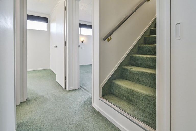 Photo of property in 34 Mcelwee Street, Jervoistown, Napier, 4112