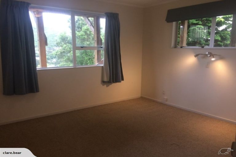 Photo of property in 16a Gaya Grove, Ngaio, Wellington, 6035