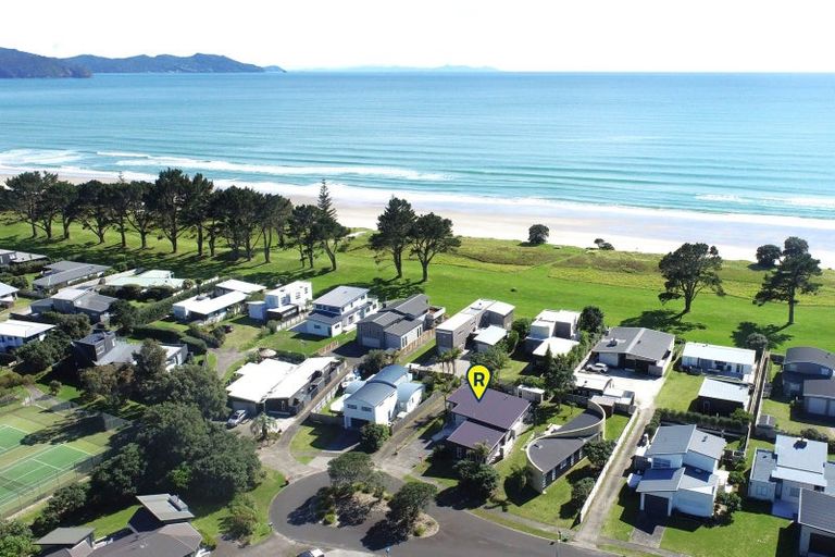 Photo of property in 156 Sands Crescent, Matarangi, Whitianga, 3592