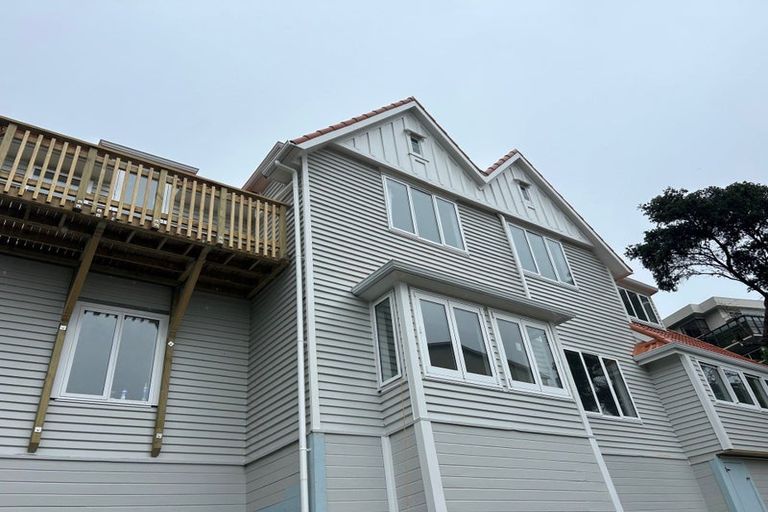 Photo of property in 8 Wilkinson Street, Oriental Bay, Wellington, 6011