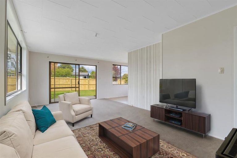 Photo of property in 19 Ben Keys Street, Te Puke, 3119