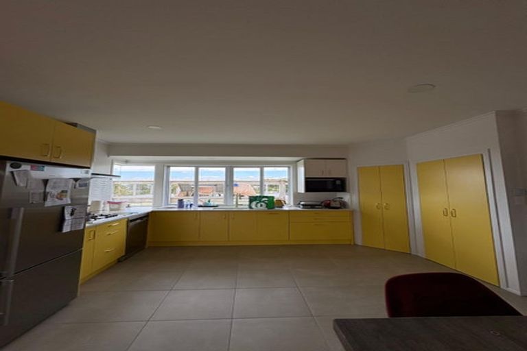 Photo of property in 55 Coronation Road, Hillcrest, Auckland, 0627