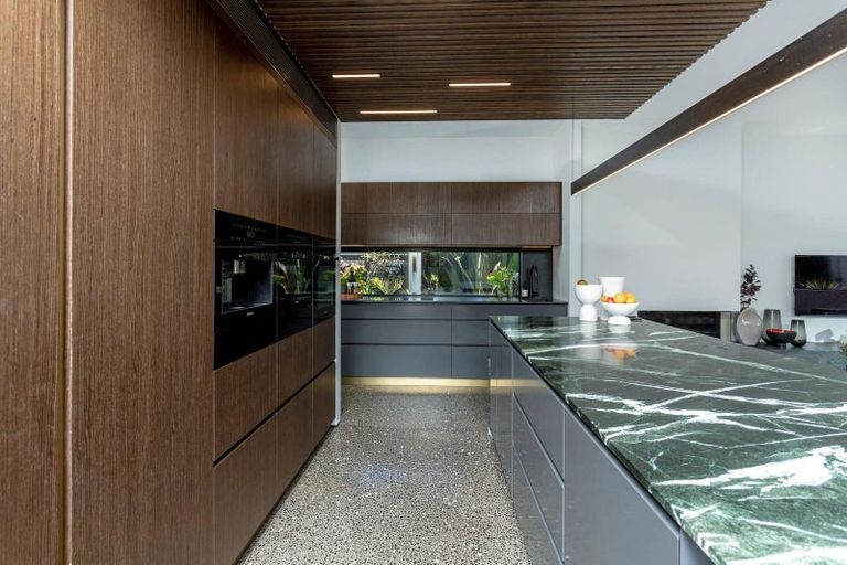 Photo of property in 11 Cheltenham Road, Devonport, Auckland, 0624