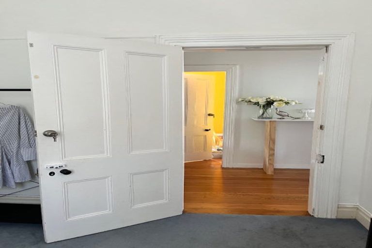 Photo of property in 2/24 West End Road, Herne Bay, Auckland, 1022