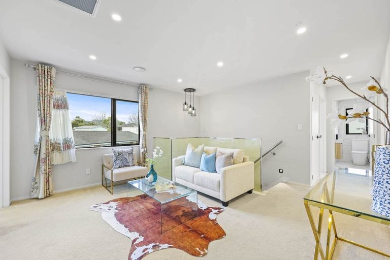 Photo of property in 21b Wells Road, Bucklands Beach, Auckland, 2012