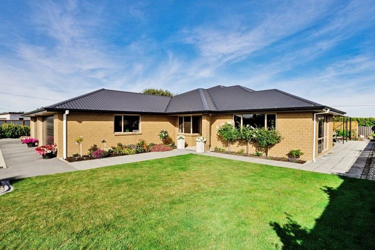 Photo of property in 65 Oteramika Road, Rockdale, Invercargill, 9812